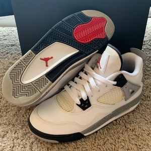 Jordan 4 Cement